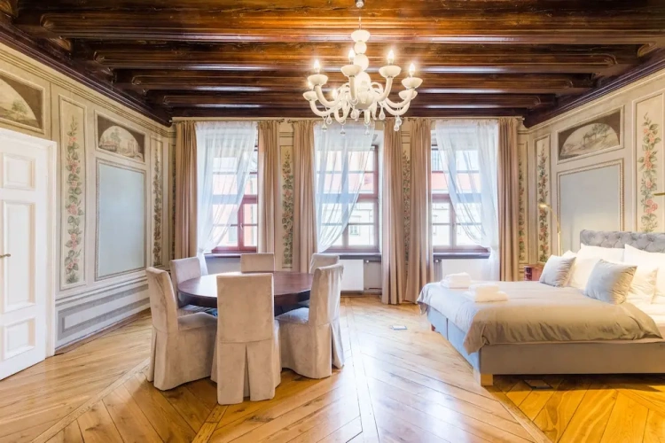 2 Bedrooms Superior Apartment with city view