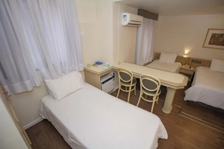 Quadruple Suite