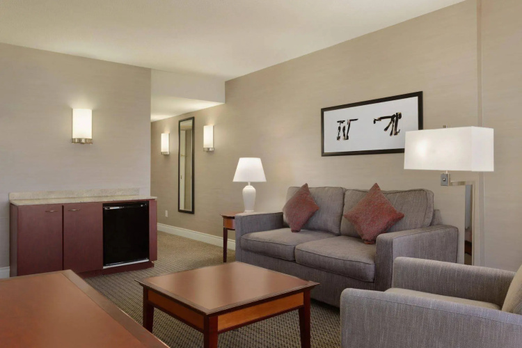Hilton Vancouver Airport