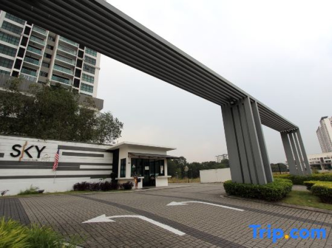 Sky Loft Premium Suites by P&J