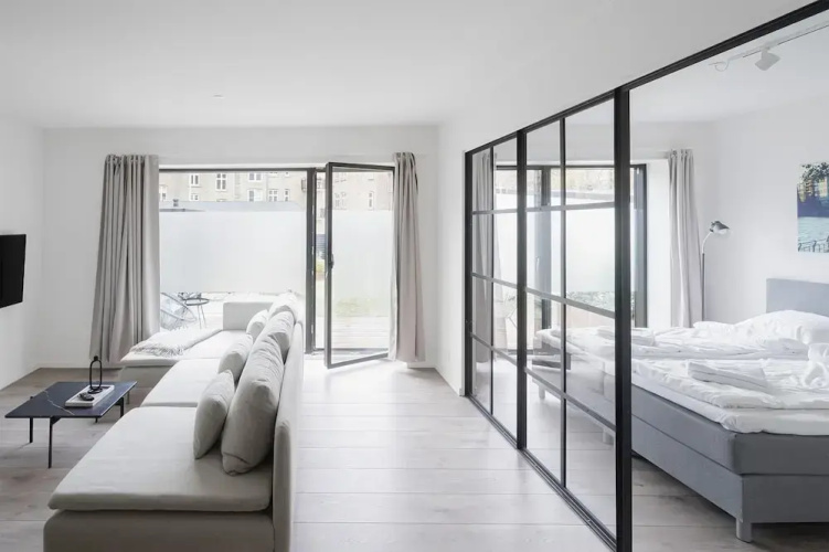 Fantastic 1-bed Apartment w Private Terrace