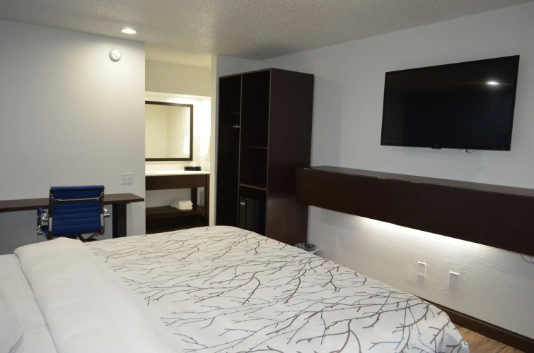 Athena Inn