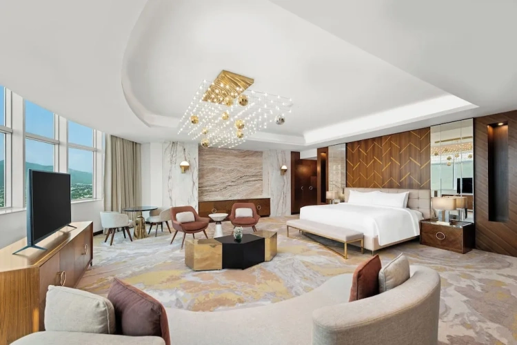 Deluxe Double Suite