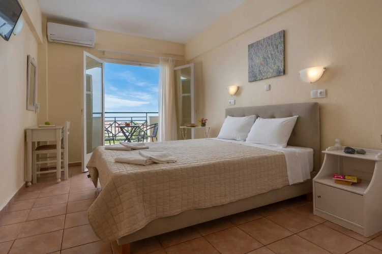 Standard Double room with sea view