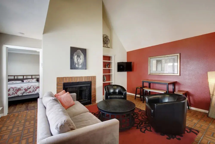 AustinStays 2 Bedroom Downtown Suite