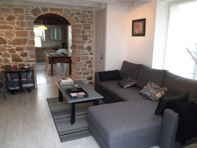 2 Bedrooms Cottage
