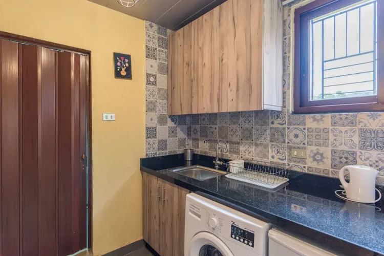 Timberwood Studio in Batroun