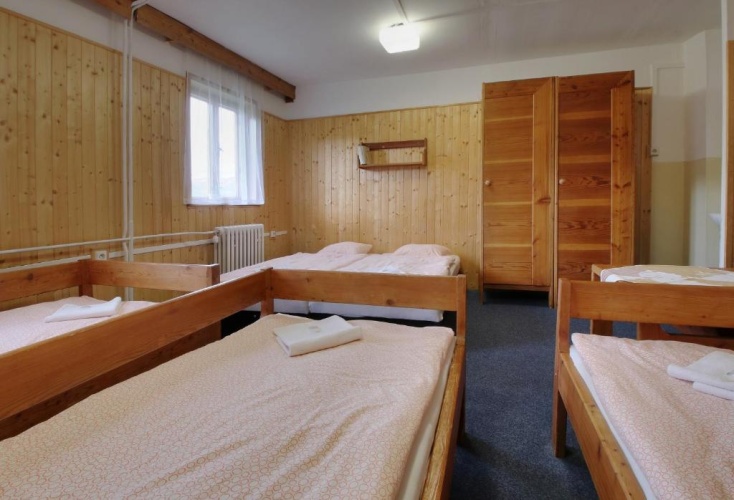 Economy Quintuple room