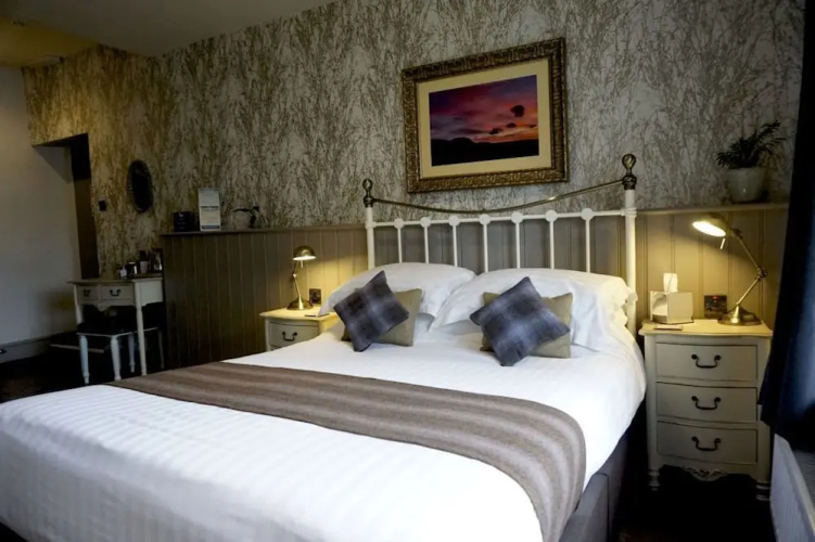 Game Cock Inn