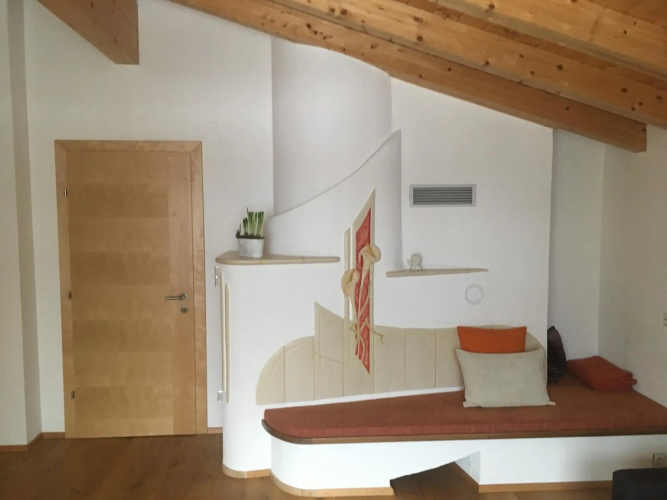 Haus Tschirgantblick