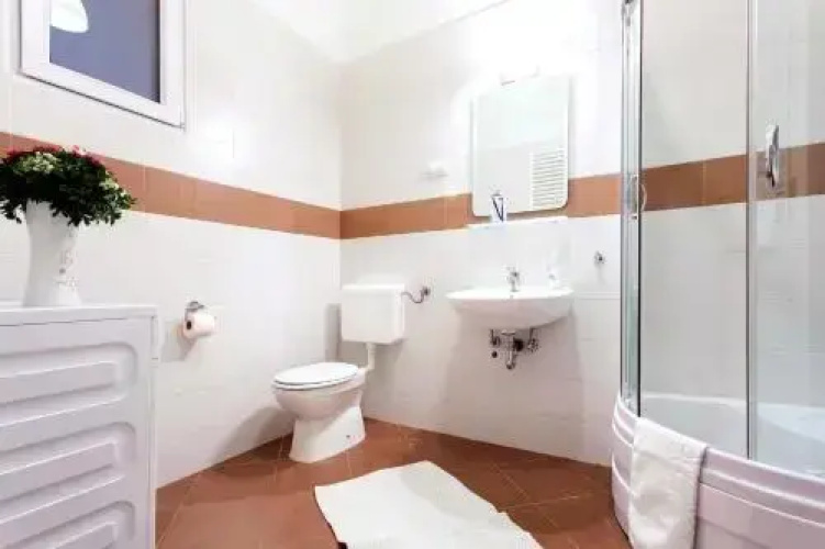 Bumblebee Luxury Apartments