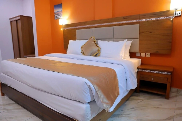 Deluxe Single room