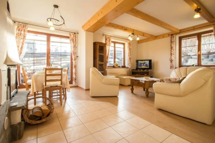3 Bedrooms Chalet