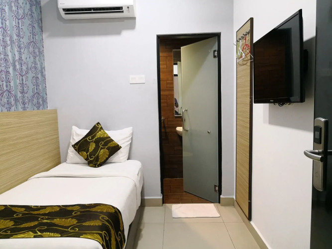 D'Metro HotelOver view