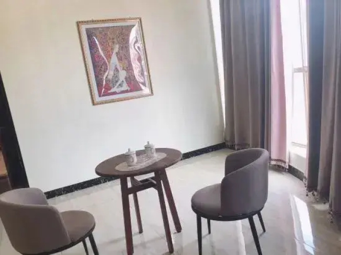 Luodian Chaohui Hotel