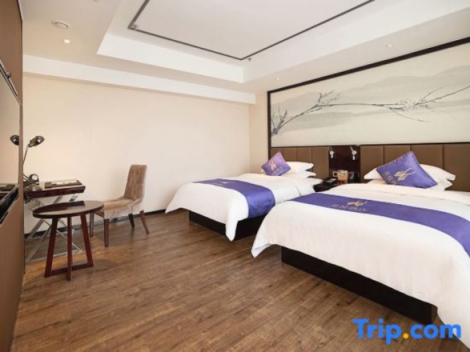 1 Bedroom Suite
