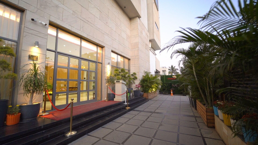 OYO 132 Hotel Royal T