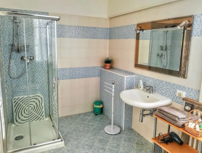 Comfort Double Basement room with garden view