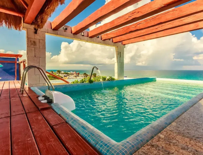 Deep Blue Condos - 202