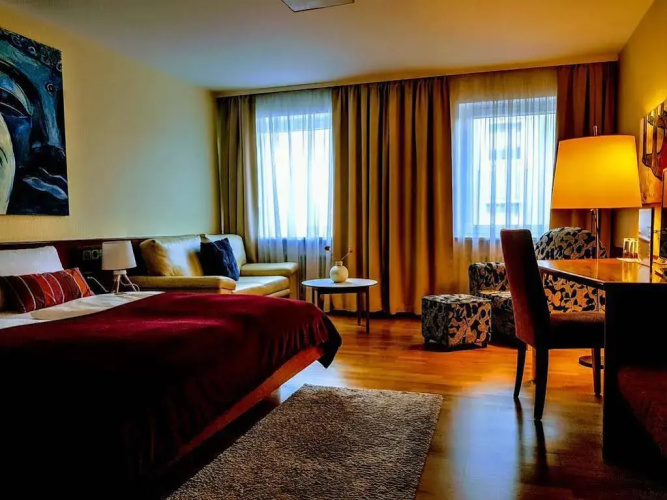 Maxhotel