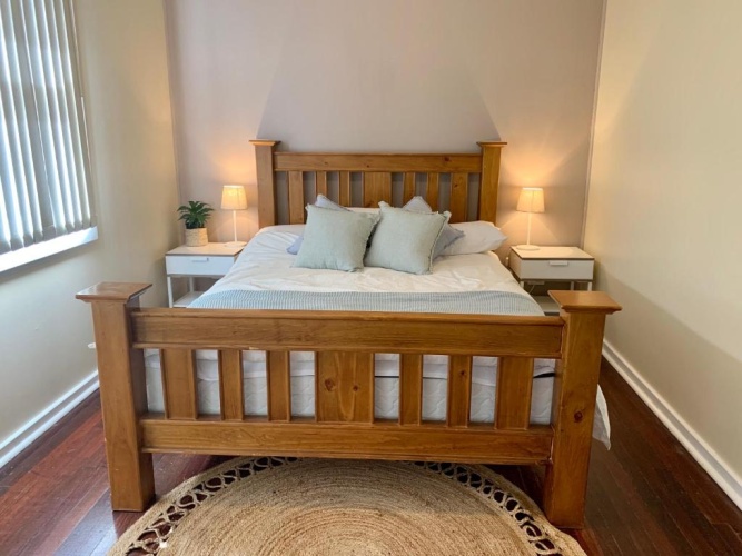 3 Bedrooms Cottage