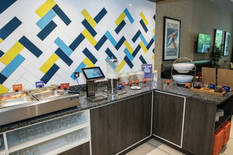 Hampton by Hilton London Croydon photo 10