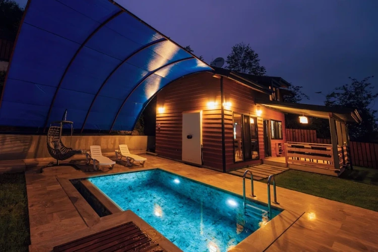 Deluxe Bungalow