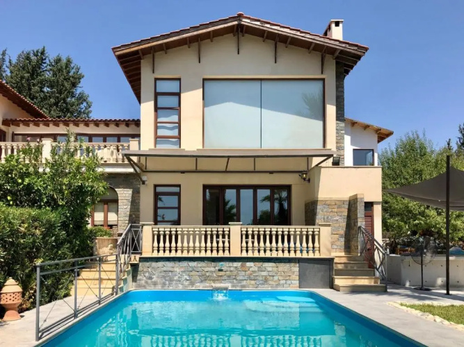 3 Bed Villa with Private Pool