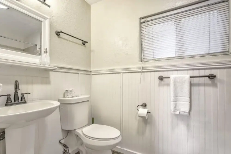 1BD Mnt View Suitehikingdogs Welcome!