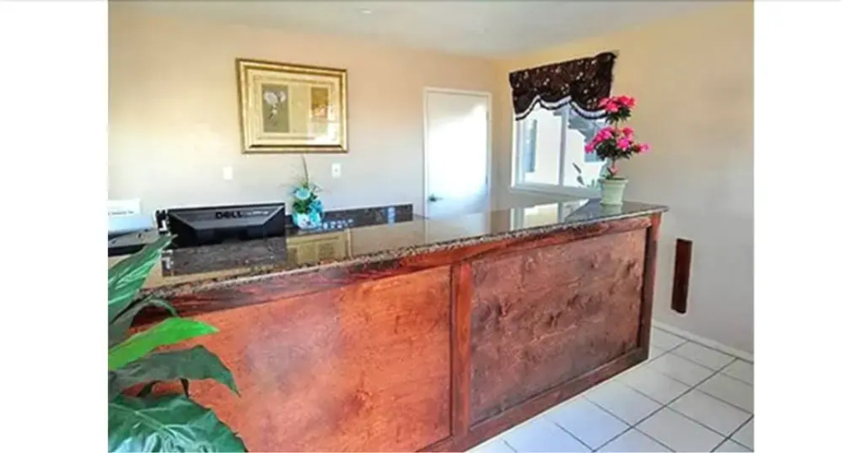 Parkway Inn