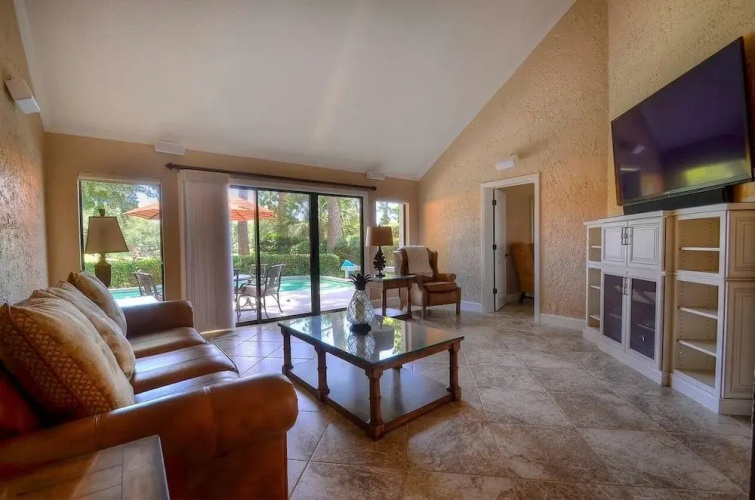 21 Windjammer Court