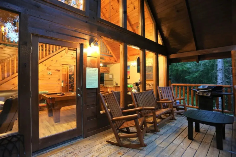 Always & Forever 1 Bedroom Cabin by RedAwning