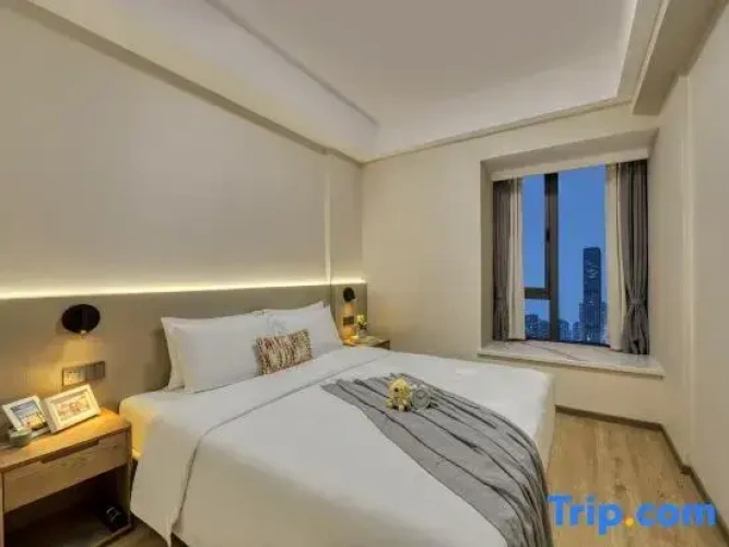 1 Bedroom Deluxe Suite