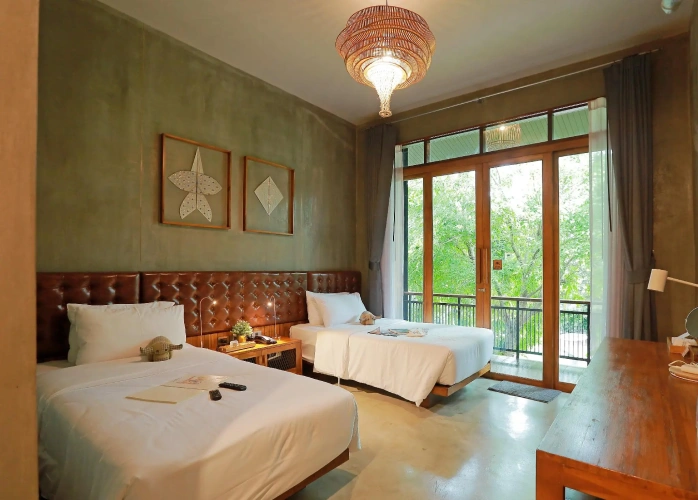 Standard Twin room