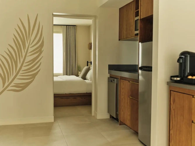 1 Bedroom Suite