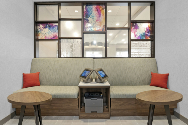 Hampton Inn By Hilton Cornwall photo 17