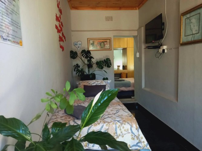 Mountainia Inn