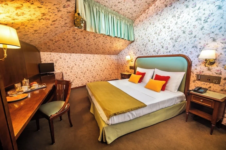 Economy Double Attic room