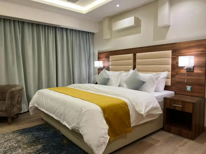 Moments Hotel