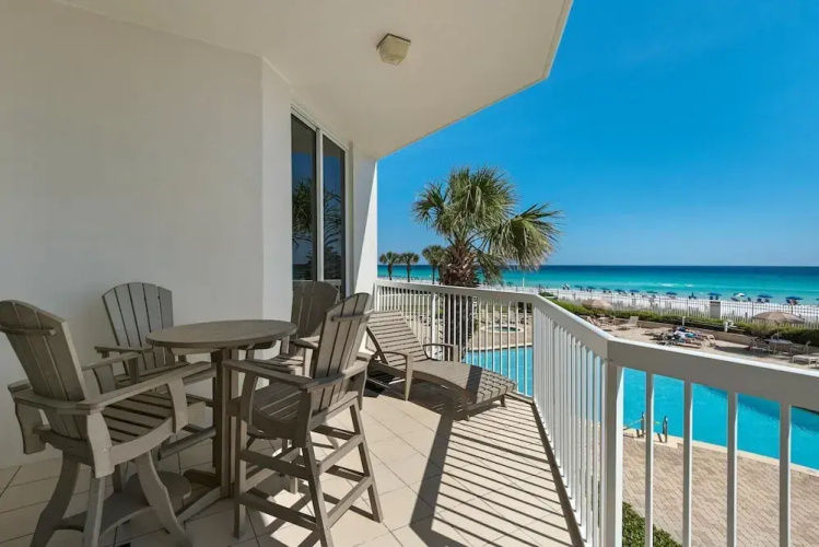 Silver Beach Towers - Penthouse106e