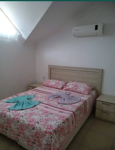 Paddys Apartments, Hisarönü