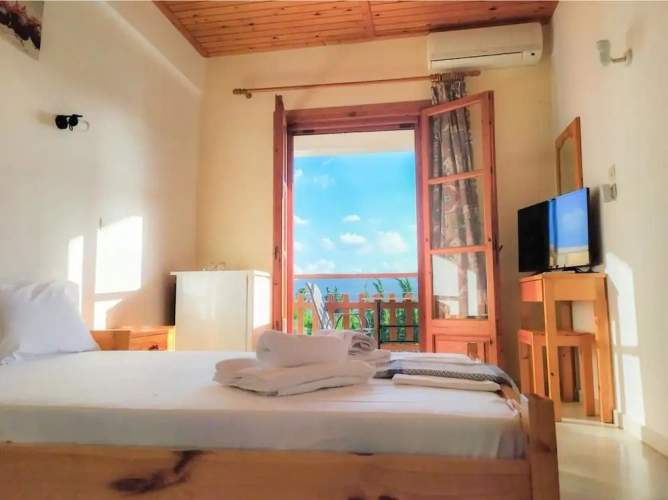 Standard Double room with balcony and with sea view