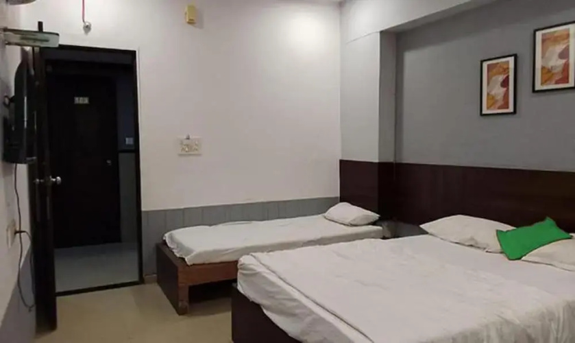 Fabhotel Infinity Rooms & Banquet