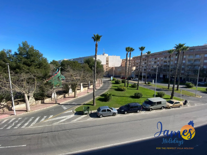 Torrevieja 2nd Floor Aprt with Comm Pool TV7