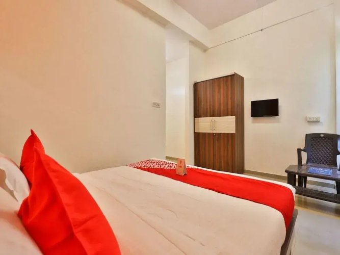 OYO Flagship 13124 Hotel Pyramid