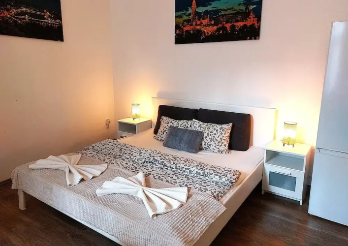GoodMo Budapest Smart Rooms