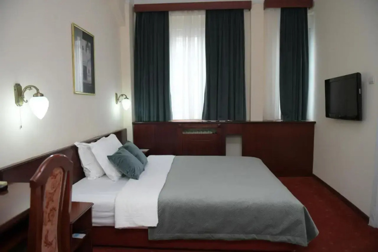 Palace Hotel