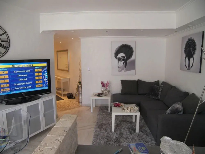 Elegant one-bedroom flat MarieAntoinette