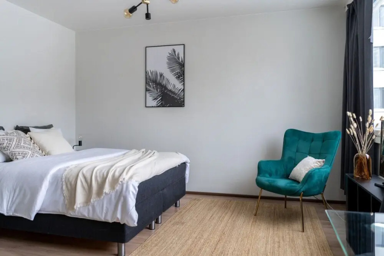 Bright studio apartment in Kaivoksela