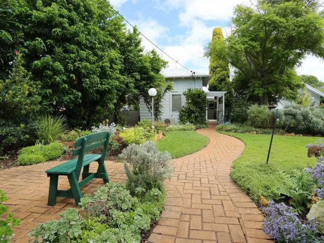 Jacaranda Guest House